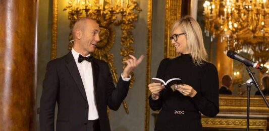 Luxury party magician spettacoli per eventi aziendali