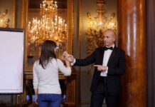 cene di gala spettacolo di mentalismo